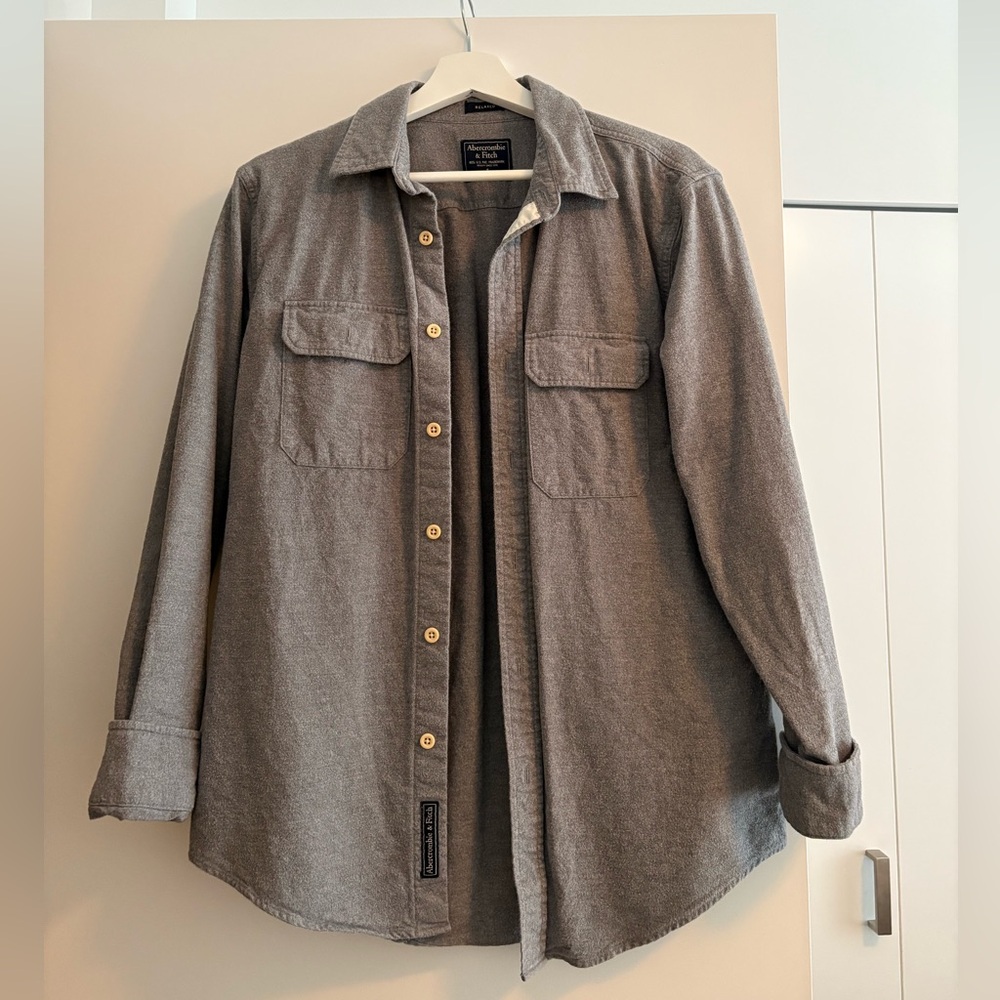 Abercrombie & Fitch Grey Button up shirt